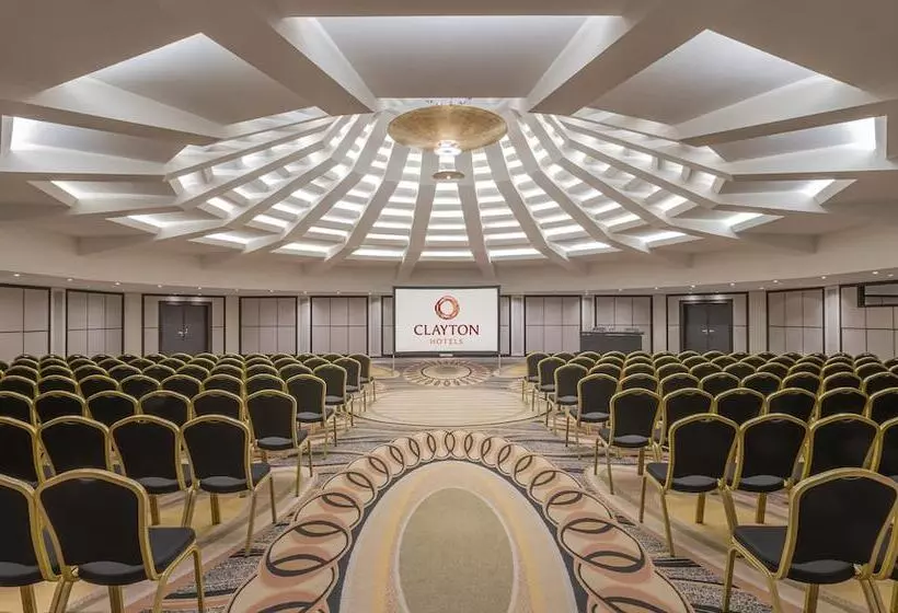 Clayton Hotel Düsseldorf City Centre