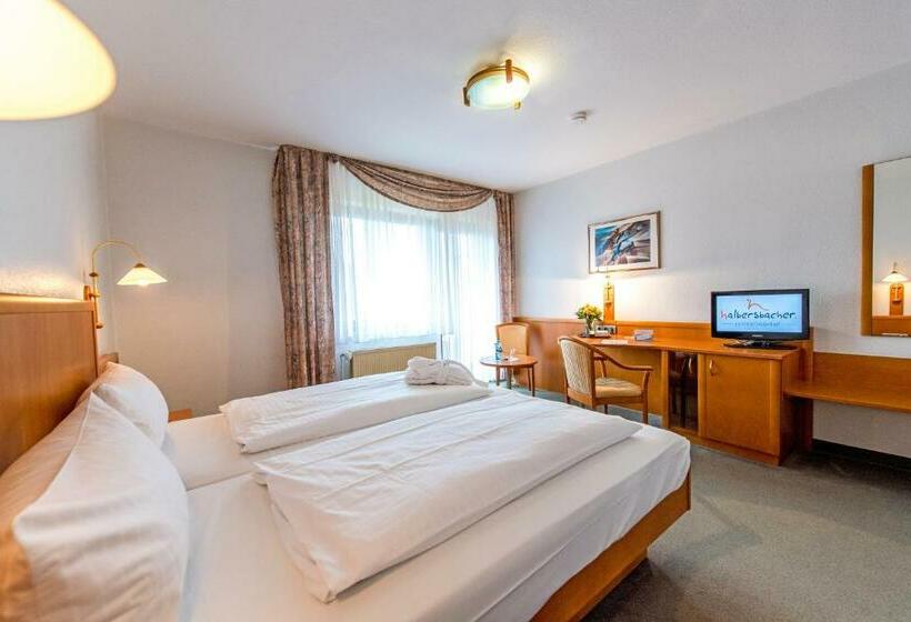 Отель Halbersbacher. Park Biedenkopf