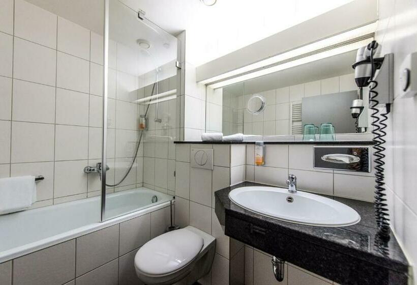 Отель Halbersbacher. Park Biedenkopf