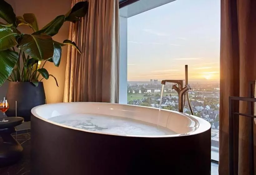 Lindner Hotel Dusseldorf Seestern, Part Of Jdv By Hyatt