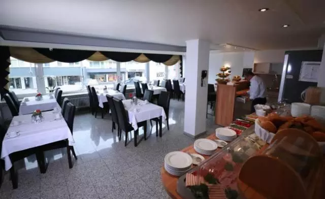 בית מלון כפרי Savoy Bonn