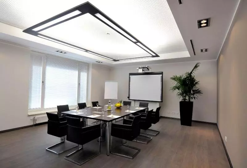 ホテル Schweizer Hof