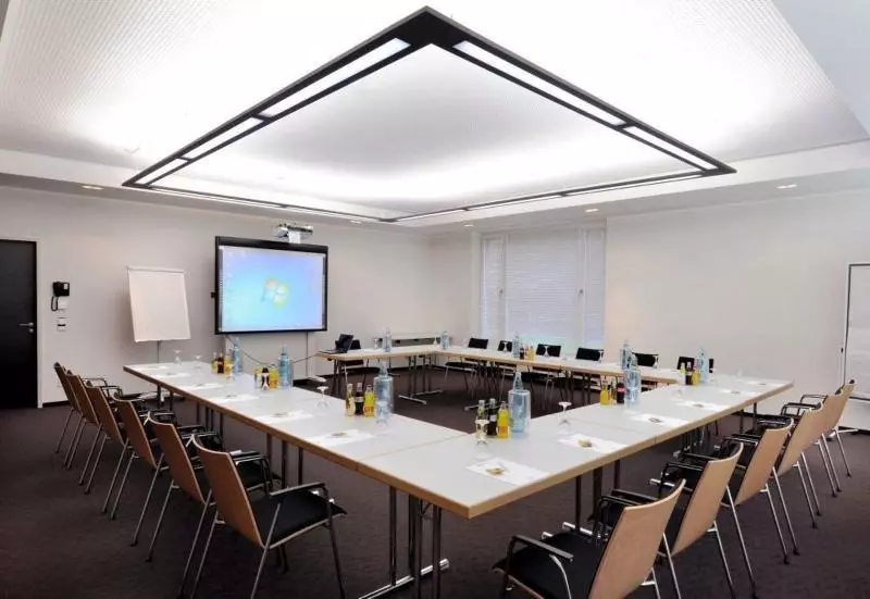 ホテル Schweizer Hof