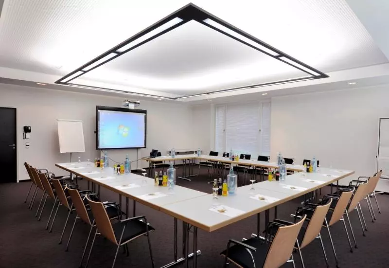 ホテル Schweizer Hof