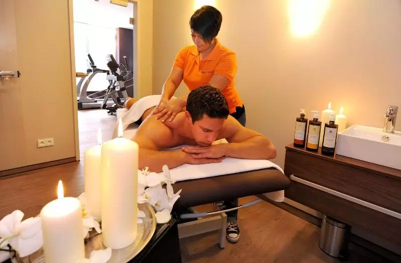 ホテル Schweizer Hof