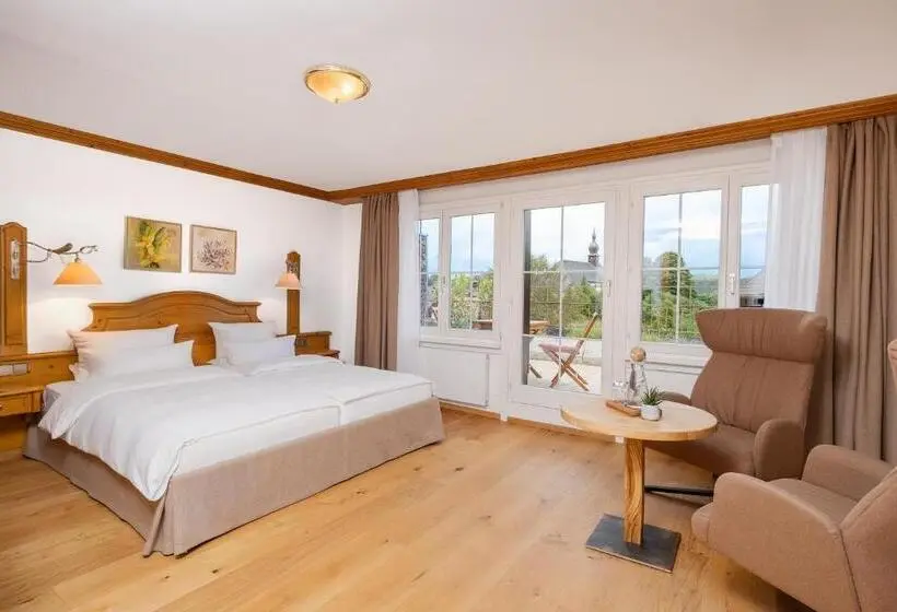 Hotel Adler Häusern Gourmet & Spa