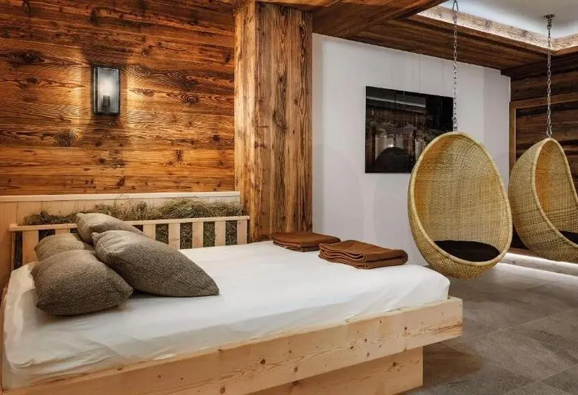 Hotel Adler Häusern Gourmet & Spa