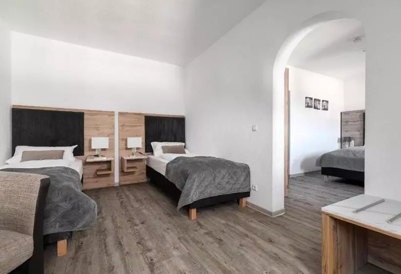 ホテル Am Ludwigsplatz