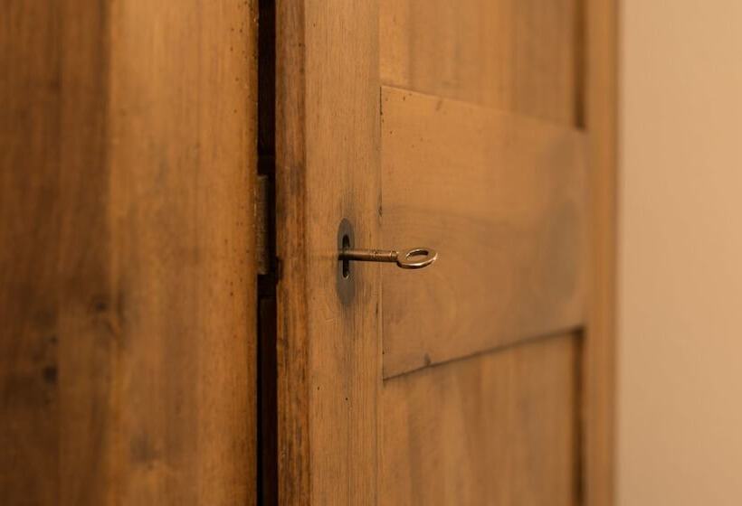 هتل Etol Superior