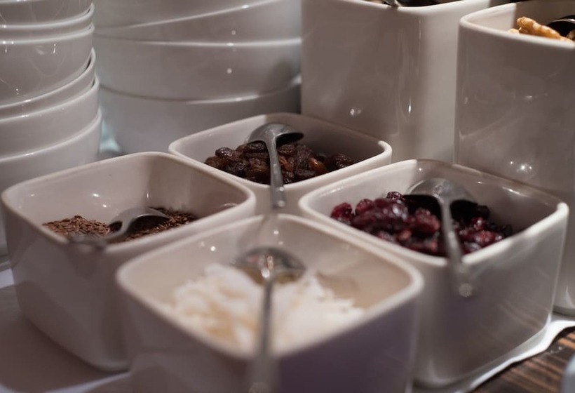 هتل Etol Superior