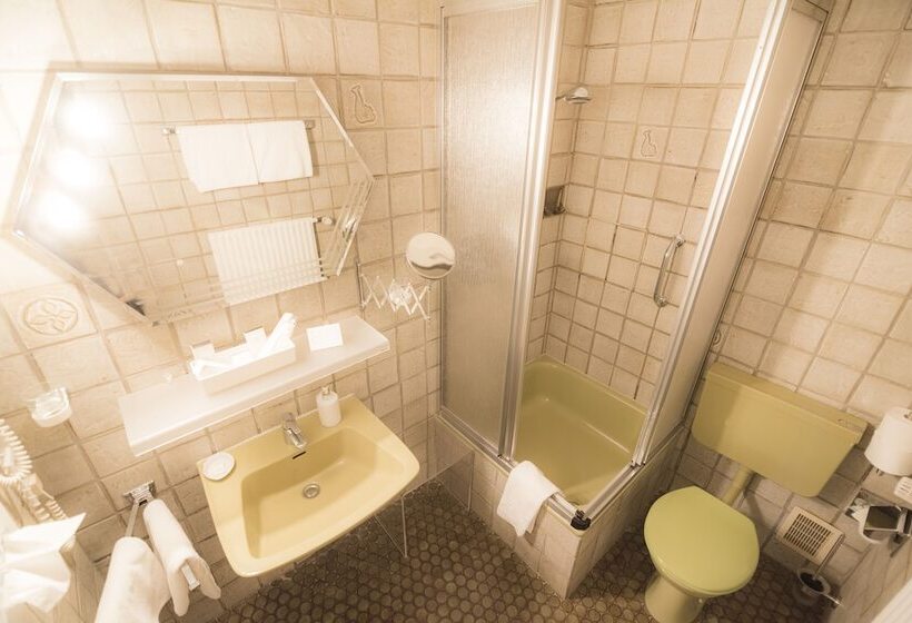 هتل Etol Superior