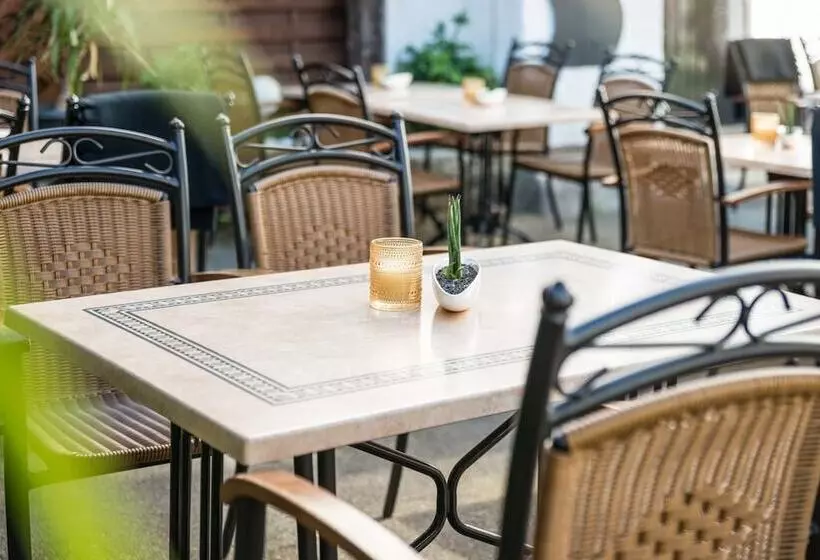 Flair Hotel Vier Jahreszeiten