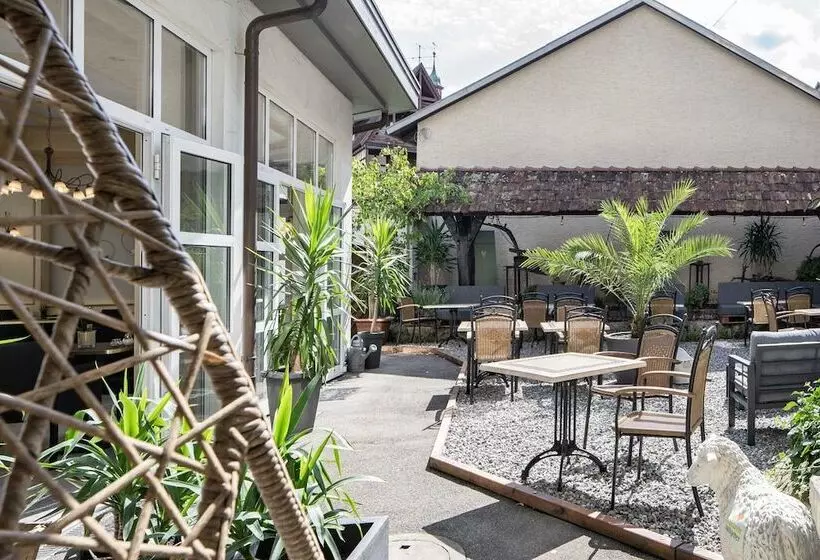 Flair Hotel Vier Jahreszeiten