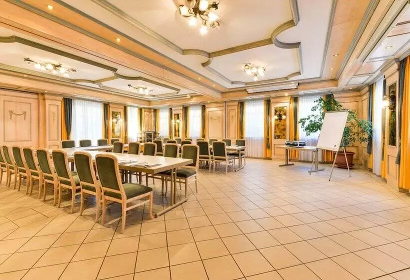 Flair Hotel Vier Jahreszeiten