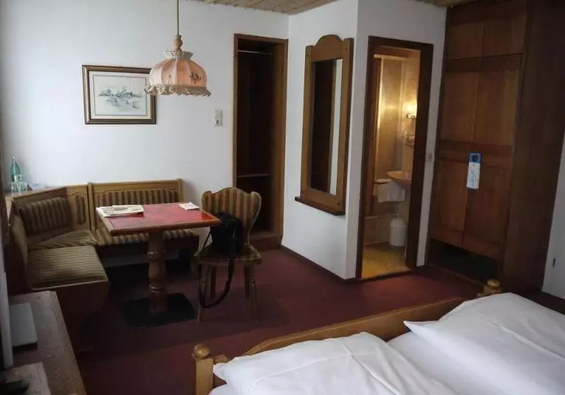 Flair Hotel Vier Jahreszeiten