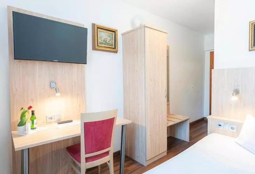 Hotelli Hansa Stuttgart City