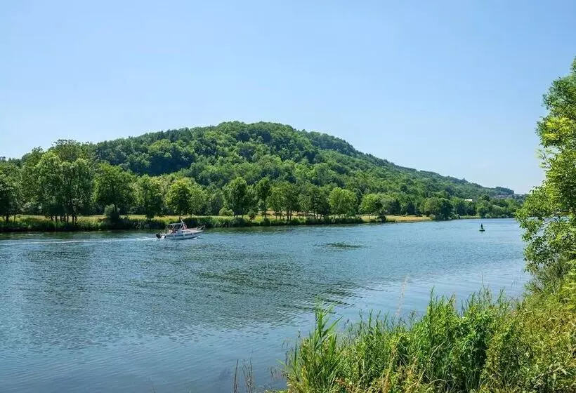 בית מלון כפרי Park