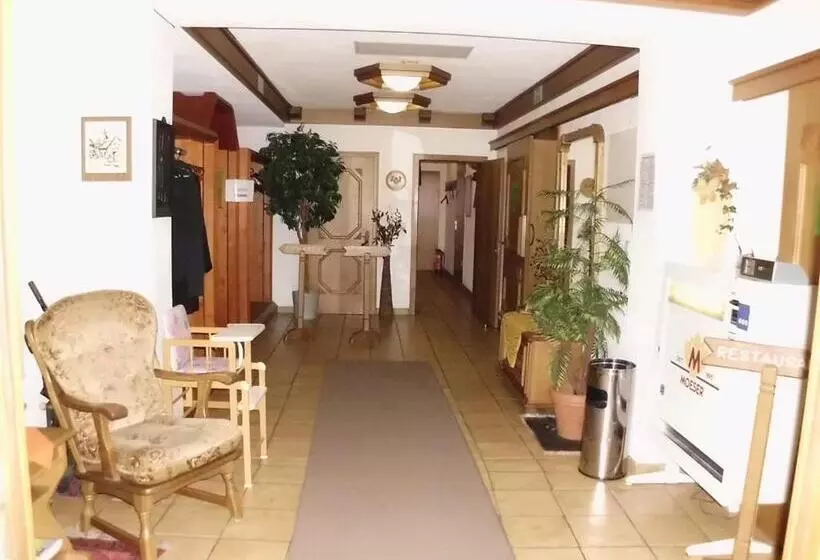 Отель Restaurant Zum Schwalbennest