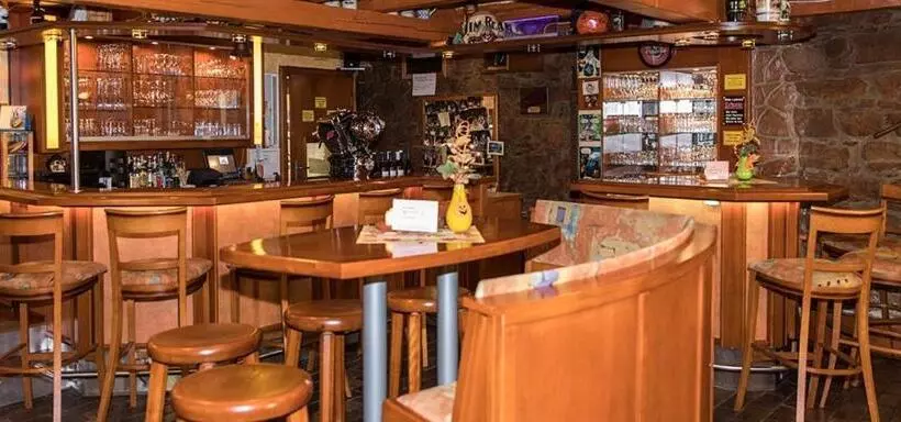 Отель Restaurant Zum Schwalbennest