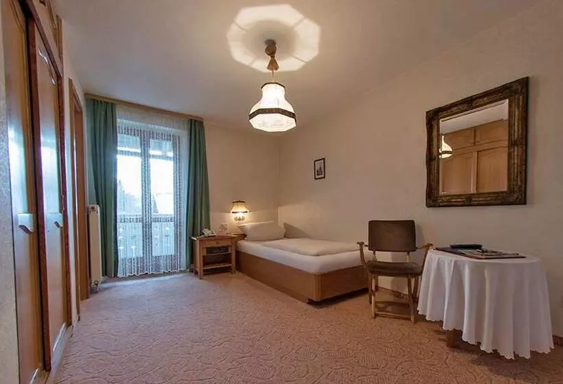 Отель Alpenrose