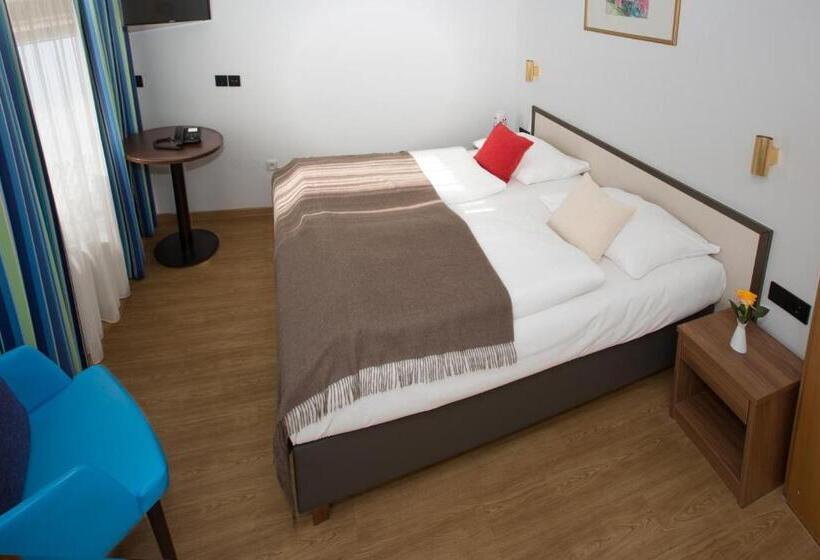 Отель Aurbacher Hof Gmbh