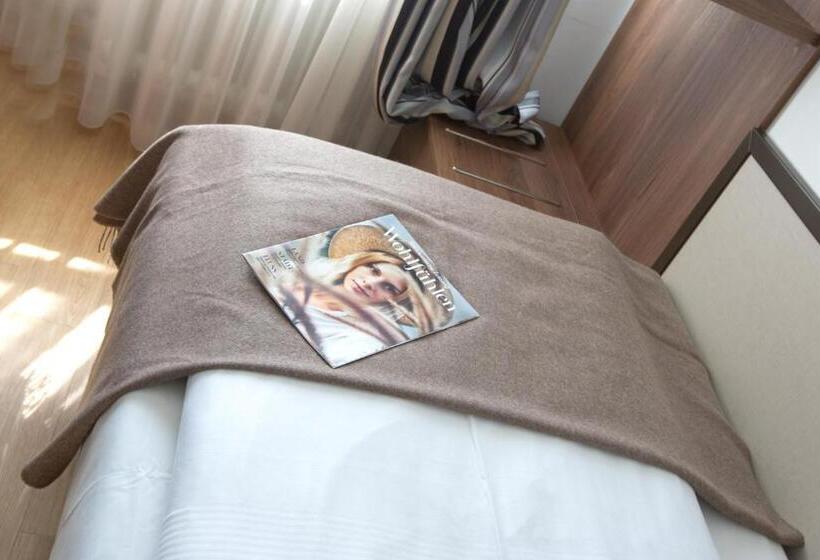 Отель Aurbacher Hof Gmbh