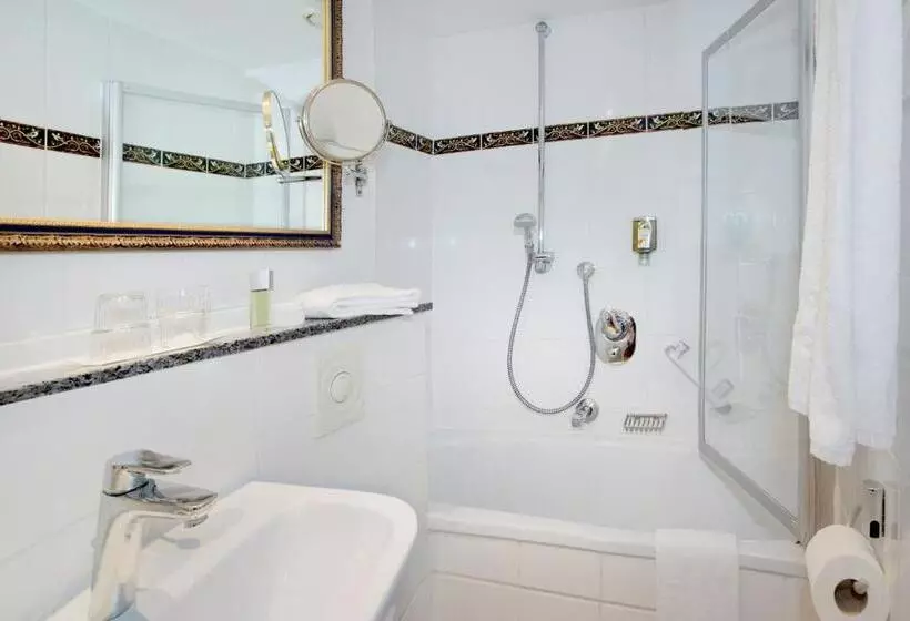 酒店 Aurbacher Hof Gmbh