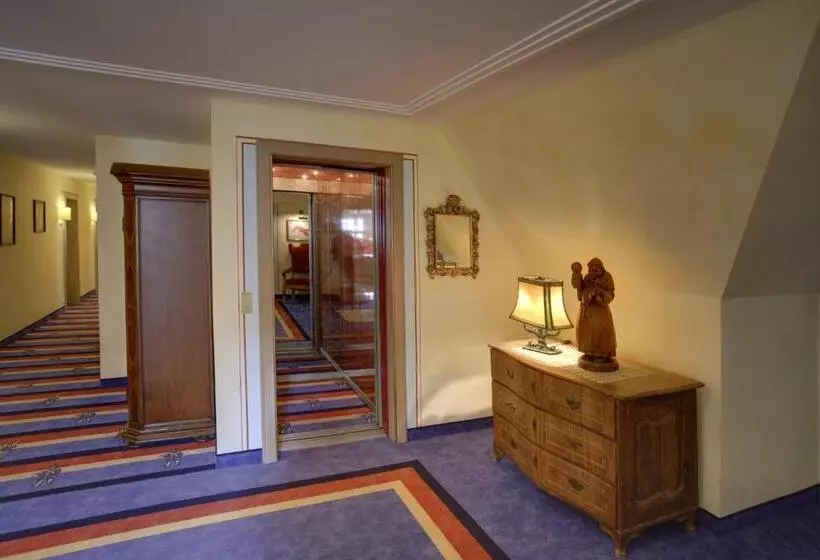 Отель Brauereigasthof Landwehr Bräu