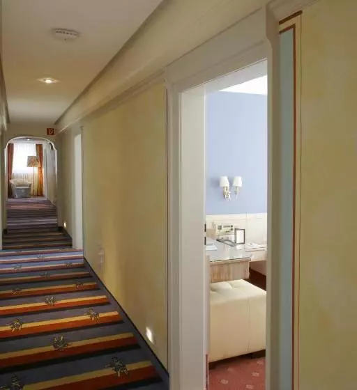 Отель Brauereigasthof Landwehr Bräu