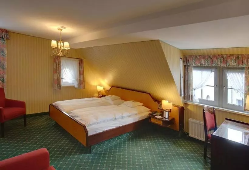 Отель Brauereigasthof Landwehr Bräu