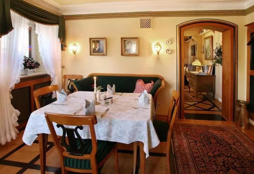 Отель Brauereigasthof Landwehr Bräu