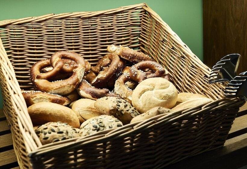 Отель Brunnenhof City Center