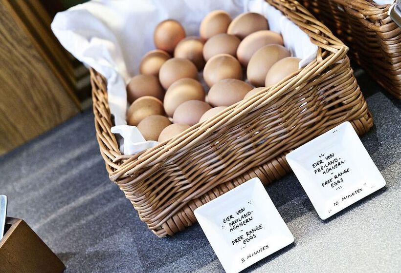 Отель Brunnenhof City Center