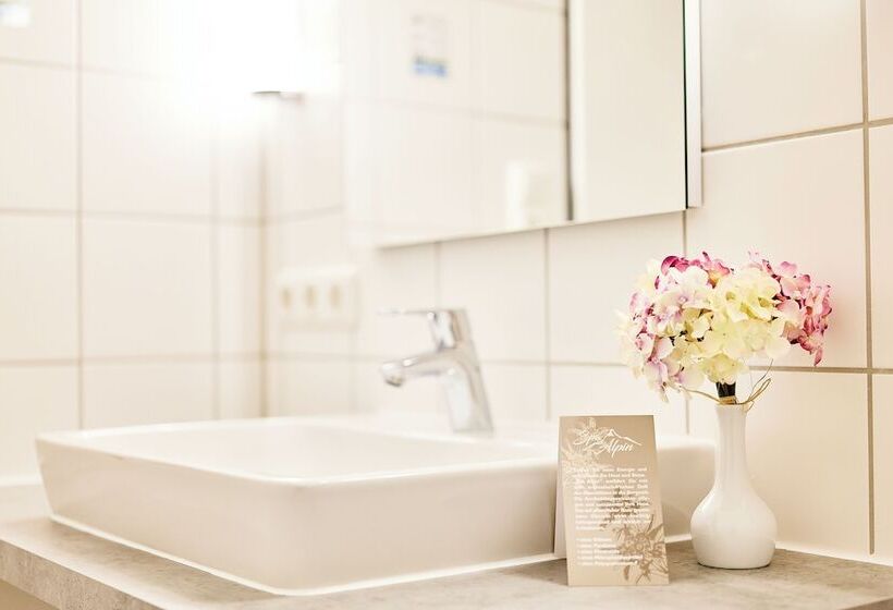 Отель Brunnenhof City Center