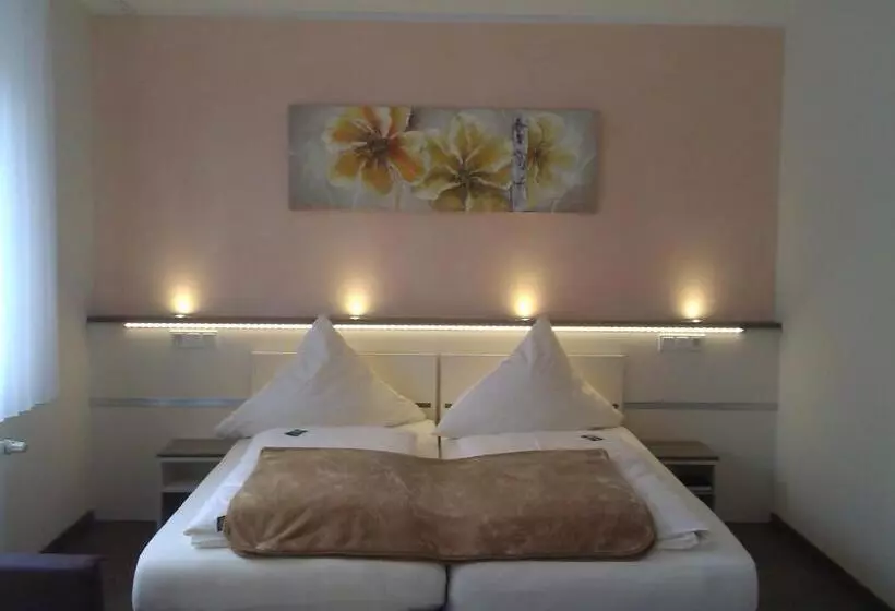 فندق Central Egbr