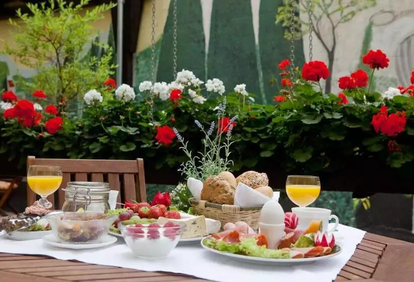 فندق Central Egbr