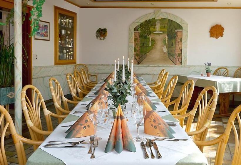 בית מלון כפרי Gasthof Zum Freigericht