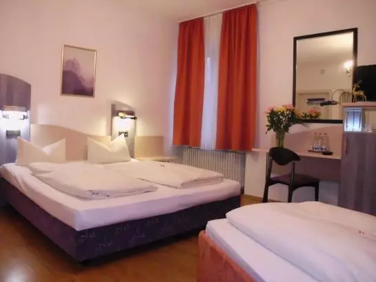 Hotel Goldener Hirsch