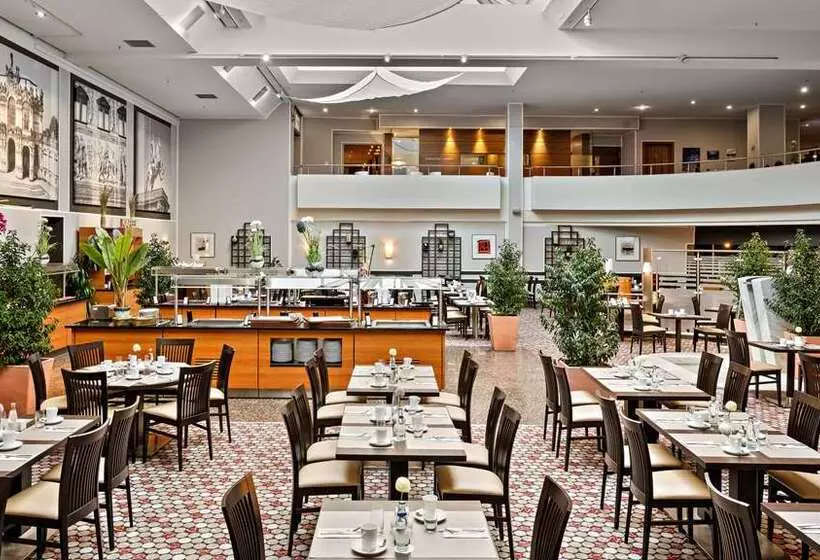 هتل Hilton Dresden An Der Frauenkirche