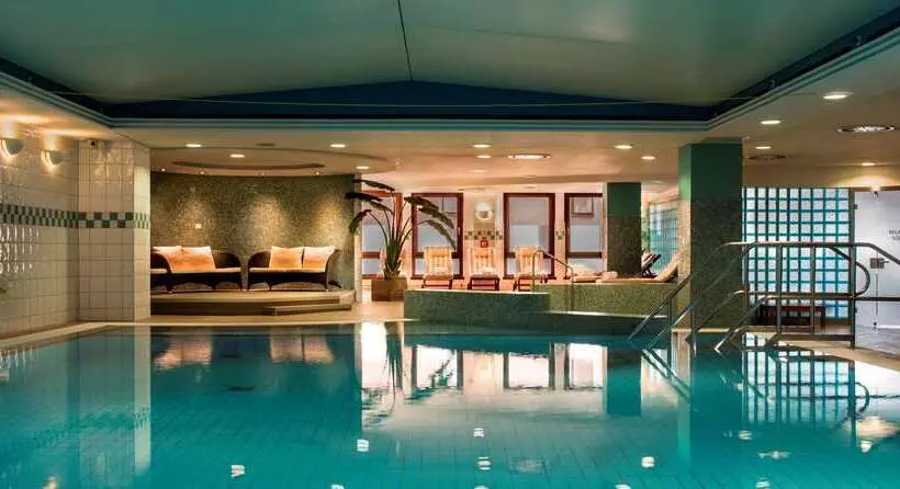 هتل Hilton Dresden An Der Frauenkirche