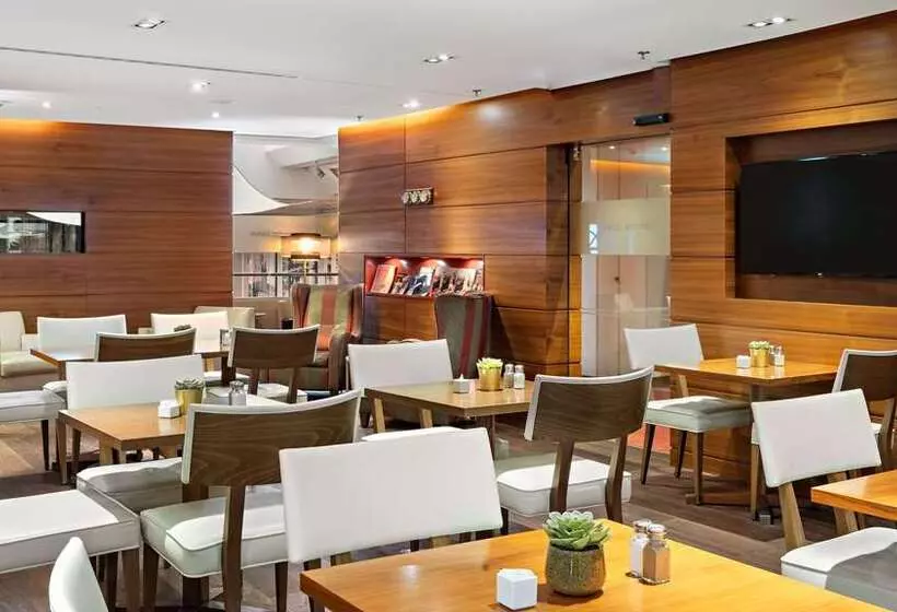 ホテル Hilton Dresden An Der Frauenkirche