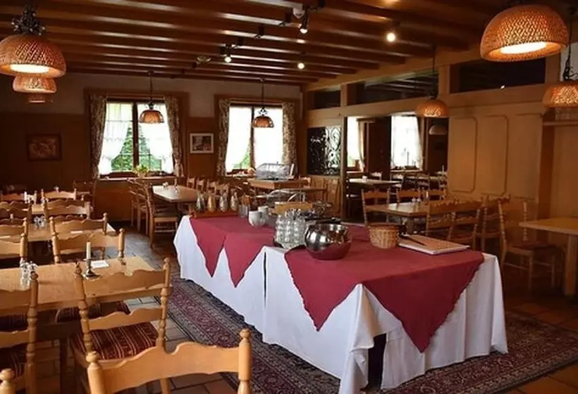 호텔 Hostel Am Schönenberg