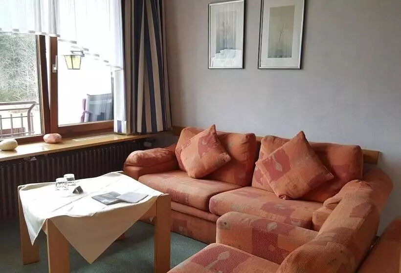 호텔 Hostel Am Schönenberg