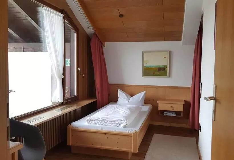 호텔 Hostel Am Schönenberg