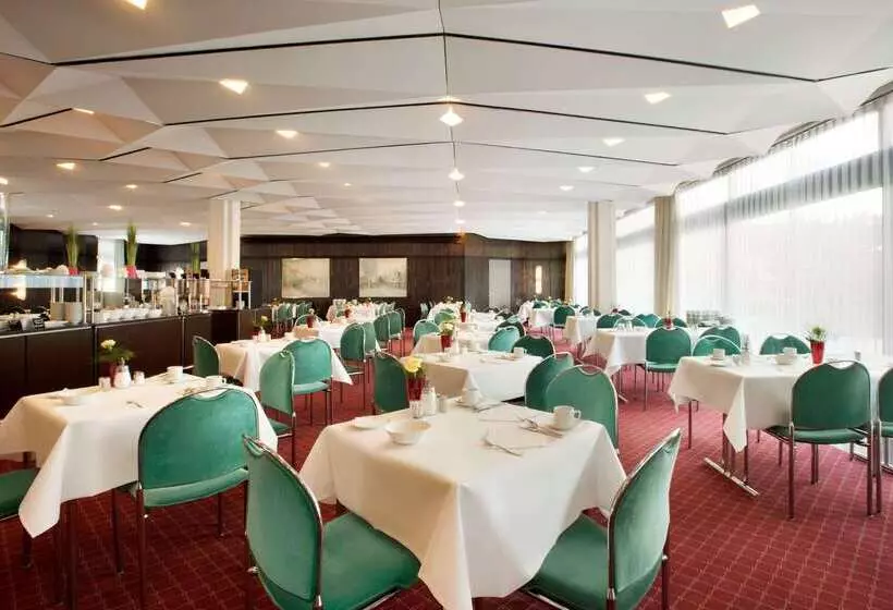 هتل Ramada Nürnberg Park