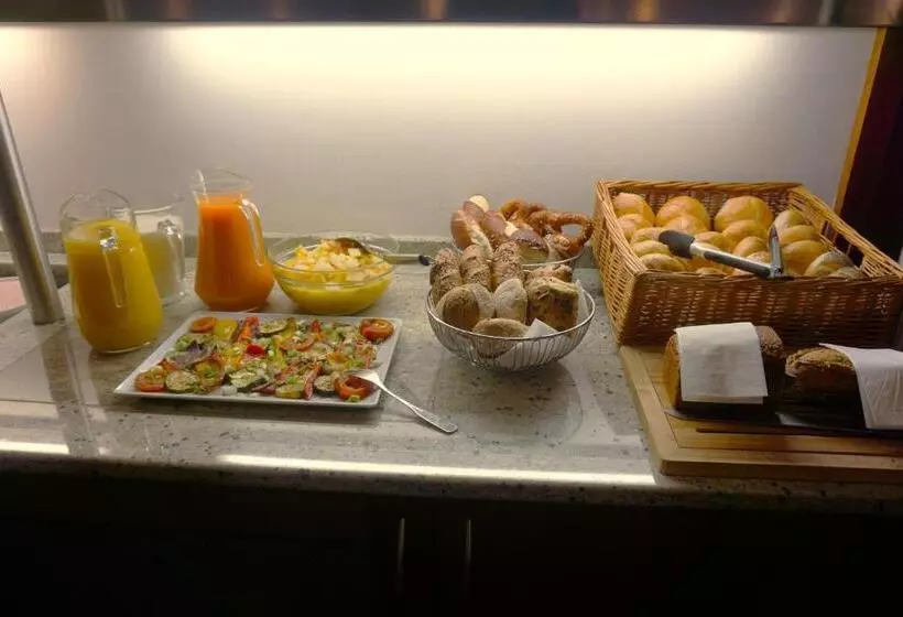 호텔 Senator München