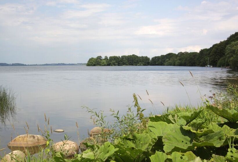 בית מלון כפרי Fredensborg Store Kro