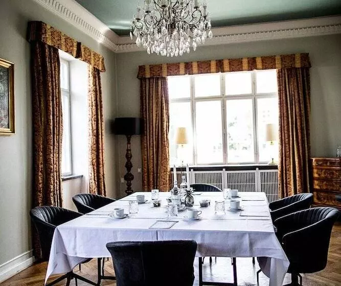 ホテル Fredensborg Store Kro