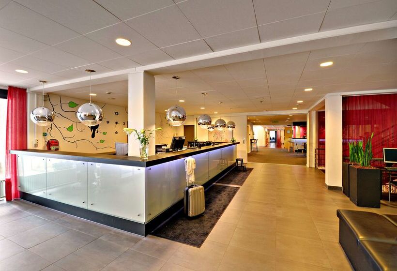 בית מלון כפרי Scandic Odense