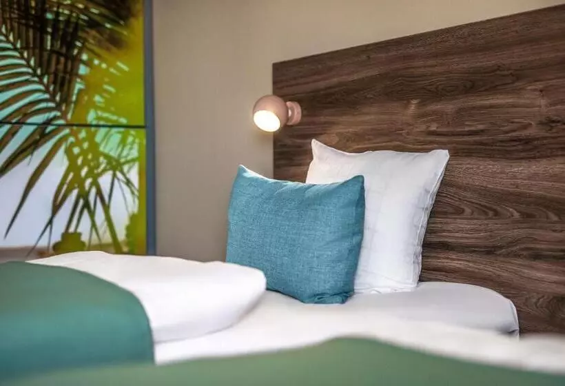 Quality Hotel The Reef